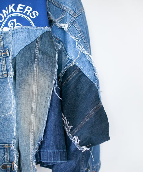 "青い反骨は君に基づく" Blue rebellion is based on you, Rebuild by vintages