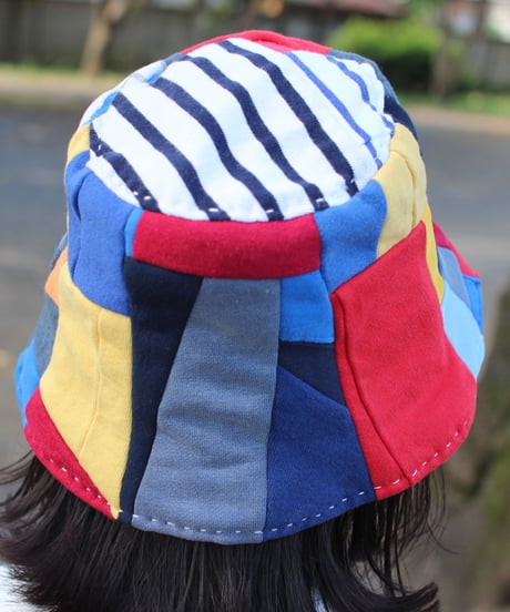 "あざやかな日々を思い出す為のバケットハット" Multicolor Trainer Patchwork hat, Rebuild by vintages