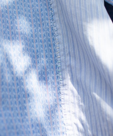 "あの頃よりも綺麗な青のブラウス" Blue blouse more beautiful than those days. Rebuild by vintages