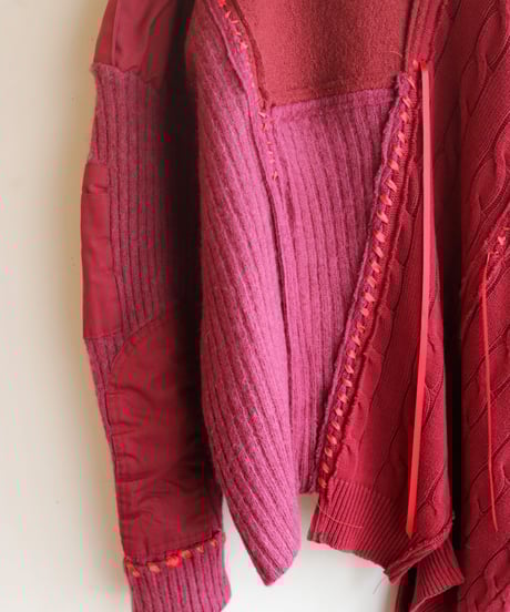 "群赤" crowd red knit, reconstructed from red knit vintages