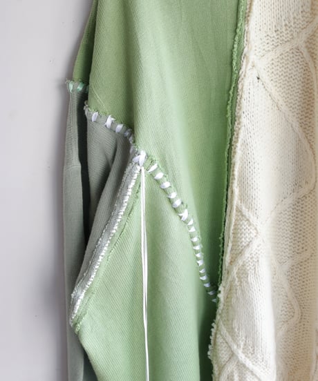 "公園の地図と足跡" Park map knit, reconstructed from knit vintages