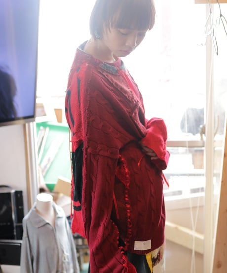 "レッドエンド・ガールフレンド" Red end girl friend, reconstructed from red knit vintages