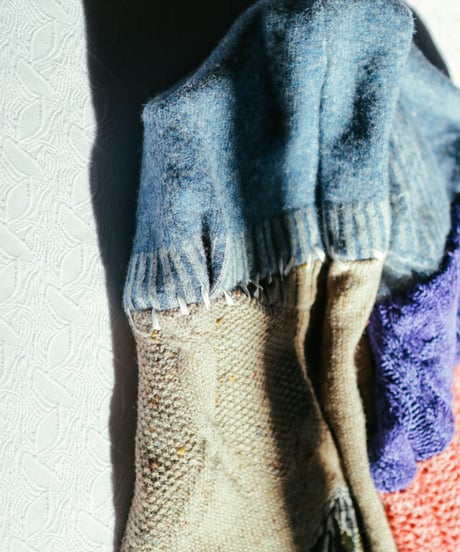 "夜中に台所でぼくはきみに話しかけたかった" Vintage knit Rebuild Muffler by Midnight