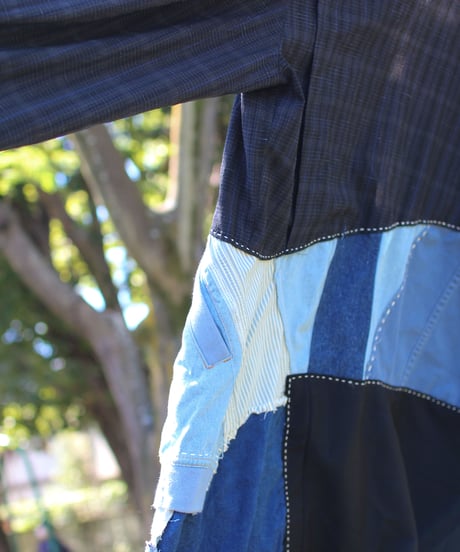 "海岸線" A long jacket with curved lines inspired by the coastline, Rebuild by vintages