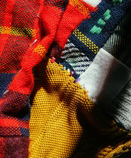 "銀と虹のリボン" Vintage knit Rebuild Muffler by Rainbow and Silver Ribbon Stitch