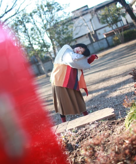 "その色情は不均衡なようで優しい手直しが繰り返されていた" Lust colors seemed to be unbalanced, and gentle repair was repeated