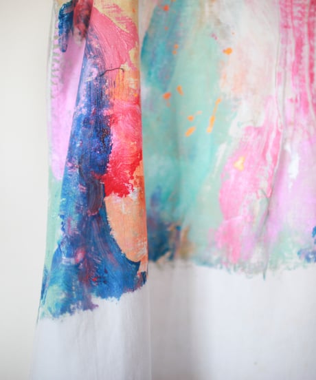 "肌を思う色彩" Colors that remind you of your skin, Hand-painted based on French One-piece