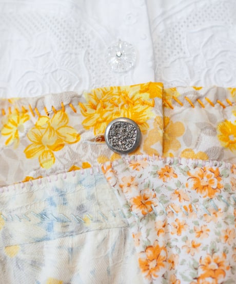 "公園の花を眺めて" looking at the flowers in the park dress, rebuild by vintages