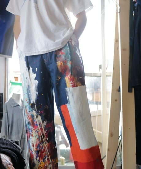 "デザイナーと画家" Drawing from Designer and painter,  Based on Vintage denim pants