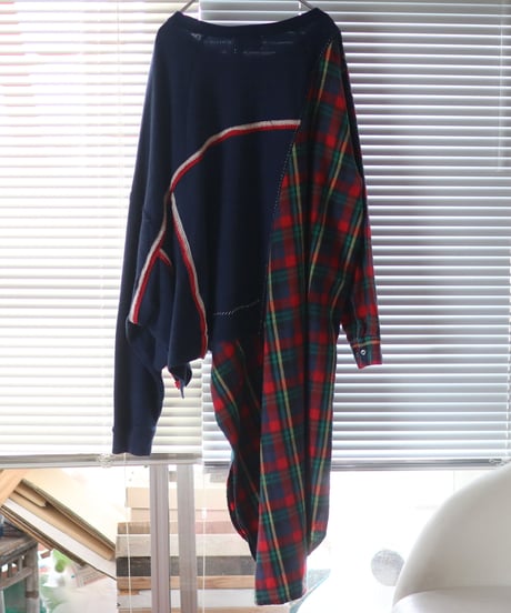 "遠ざかって揺れる愛" I love you by moving away pullover, rebuild by vintages