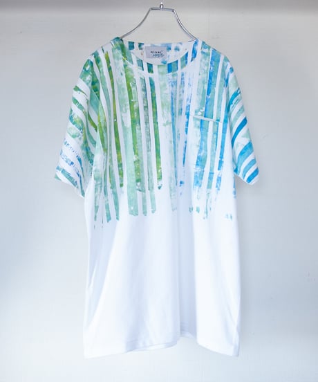 "草木が濡れる音" The sound of grass getting wet, Hand-printed silk-screen T-shirt