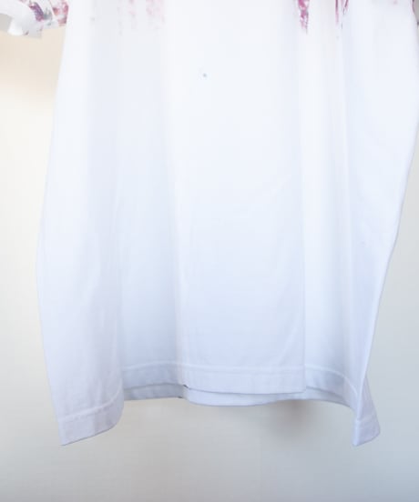 "色彩手刷りと刻まれた名前のTシャツ 第二十三色" T-shirt with hand-printed colors and engraved name