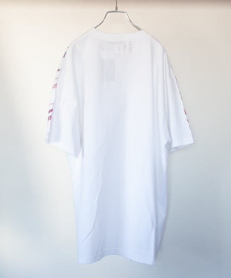 "色彩手刷りと刻まれた名前のTシャツ 第二十三色" T-shirt with hand-printed colors and engraved name