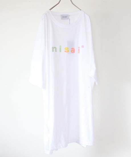 "色彩の名を刻んだTシャツ" T-shirt with the name of color