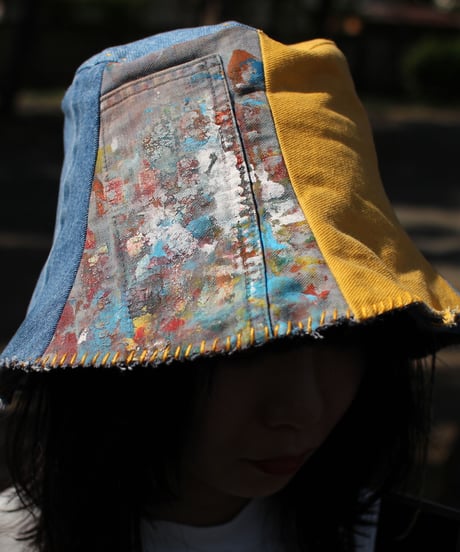 "両A面の青色彩" Blue Patchwork With Rainbow reversible hat, Rebuild by vintages