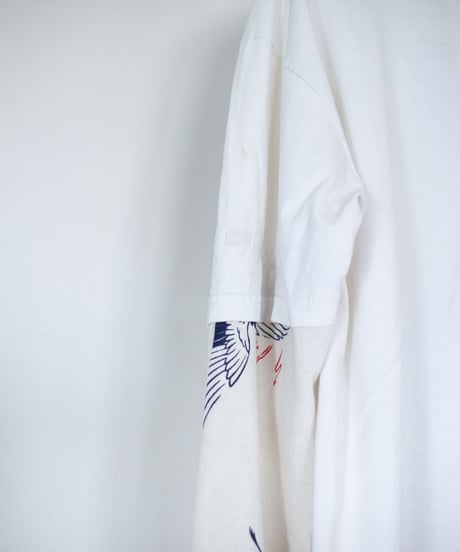 "胸にも両手にも背中にもいる" It's on my chest, in my hands, on my back, Rebuild by vintages