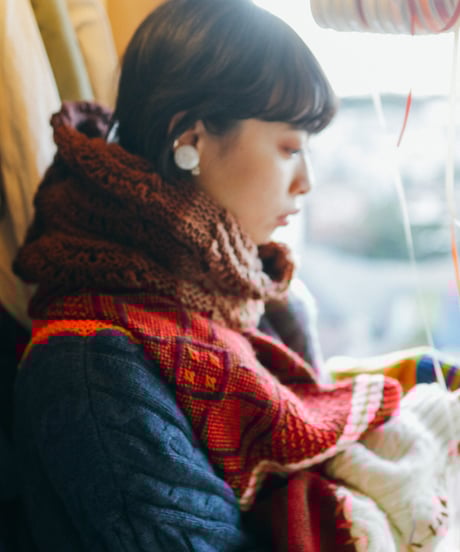"灰髪少女とフランス" Vintage knit Rebuild Muffler by French antique and platinum