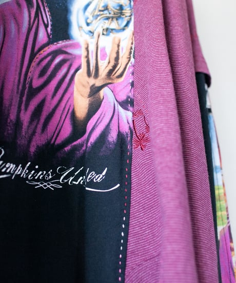 "花を背負ってロックを歌う" Carrying flowers, singing rock. long-sleeved T-shirt, Rebuild by vintages