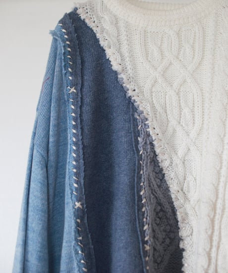 "あの日、青かっただけのニット・セーター at 2022" That day, her sweater was just blue