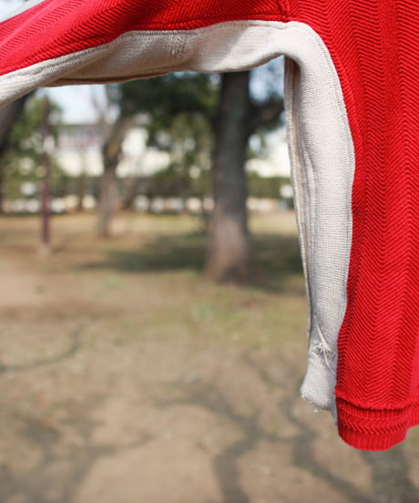 "捻くれすぎて素直だった"  It was too twisted and straightforward knit, Rebuild by vintages