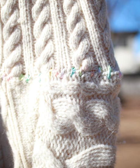 "夢に抱かれる彼女のマフラー" Her muffler embraced by color, Rebuild by vintages
