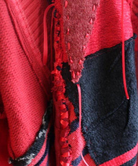"レッドエンド・ガールフレンド" Red end girl friend, reconstructed from red knit vintages