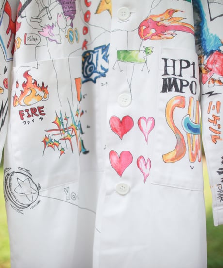 "あのころ好きだったものたちの手描きのショップコート" Hand-painted shop coat of [what I liked at that time], Based on Vintage