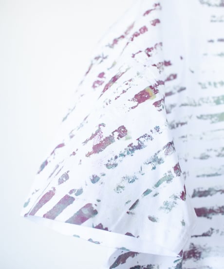 "色彩記録の手刷りのTシャツ 第十九色" T-shirt by Analog silk screen overlay blurring hand-print