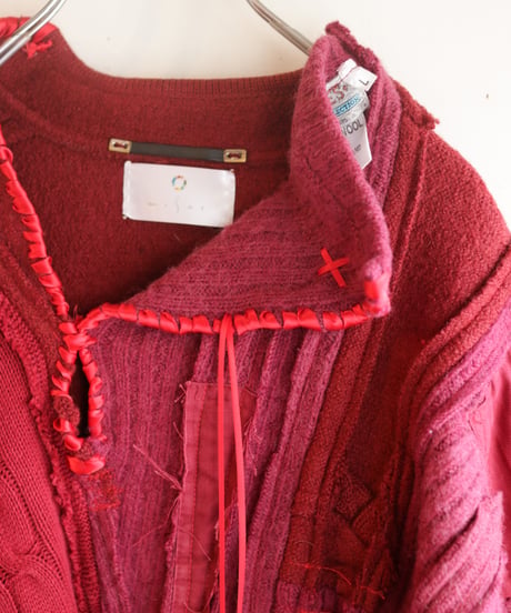 "群赤" crowd red knit, reconstructed from red knit vintages