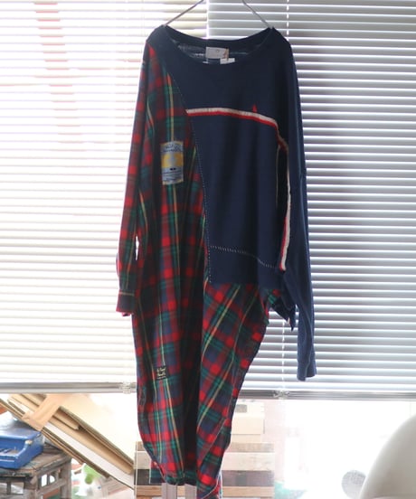 "遠ざかって揺れる愛" I love you by moving away pullover, rebuild by vintages