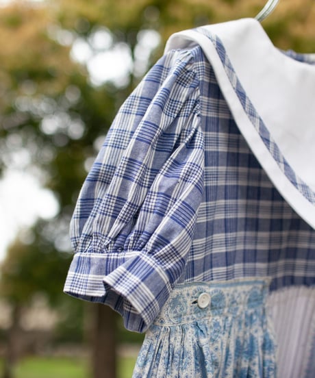"少し背の低いあの子のためのワンピース" A blue dress for that little girl who is a little short, Rebuild by vintages