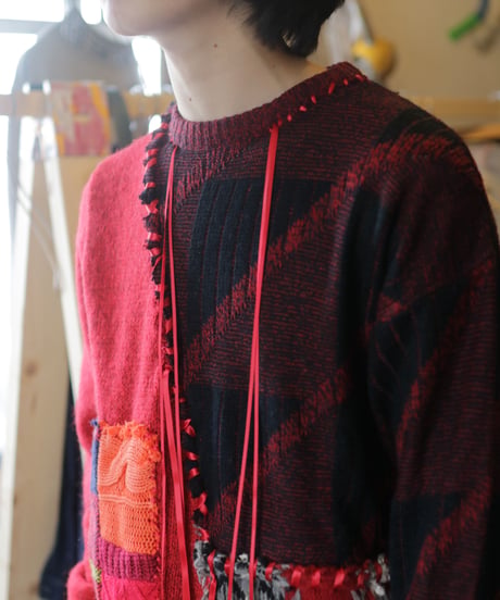 "彼女が忘れていった口紅" Rouge she forgot, reconstructed from red knit vintages