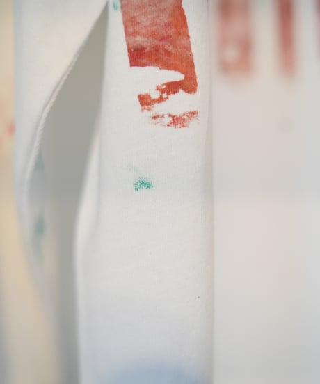 "色彩手刷りのロンT 2024年版 第四色" T-shirt with hand-printed colors