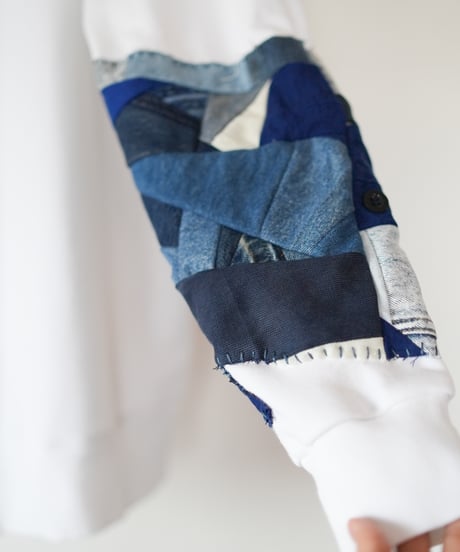 "つぎはぎのデニムスリーブトレーナー 第四色" Patchwork denim sleeve trainer, Rebuild by vintages