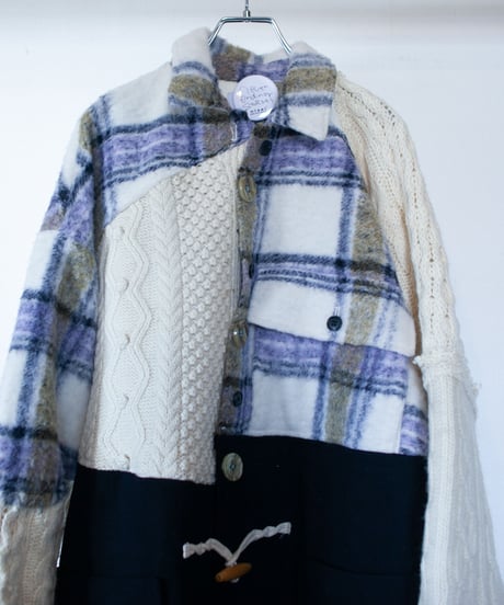 "ニットに侵食されてるコート" A coat eroded by knitwear, Rebuild by vintages