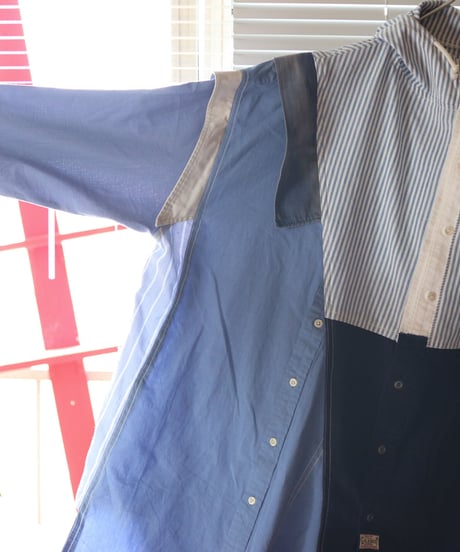 "天使のフリをする" Shirt Coat pretending to be an angel