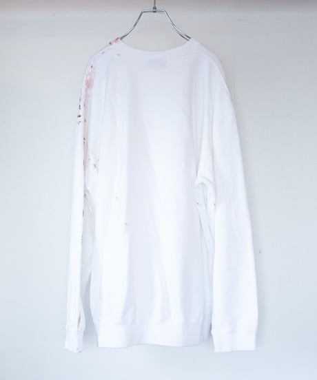 "色彩手刷りと刻まれた名前のトレーナー" Trainer with hand-printed colors and engraved name