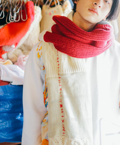 "赤手紡ぎ糸の手縫いステッチ" Vintage knit Rebuild Muffler by Red Hand-spun yarn Stitch
