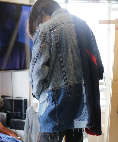"赤が覗く夜" night with red gaze coat, reconstructed from french cloak and denim vintages