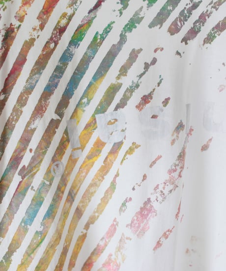 "虹はまだ残っている" The rainbow still remains, Multicolor hand-printed T-shirt