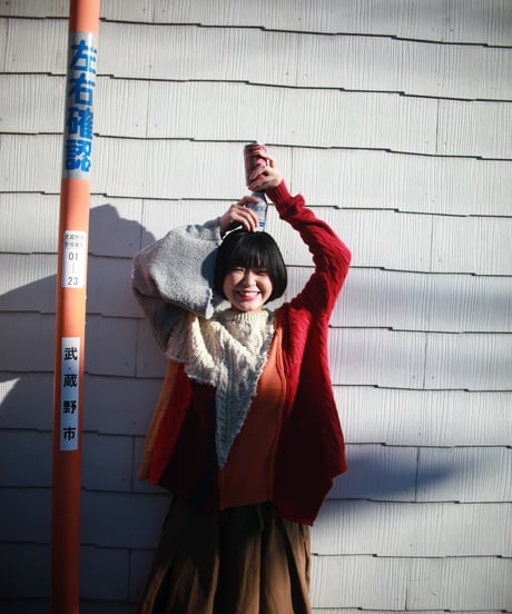 "その色情は不均衡なようで優しい手直しが繰り返されていた" Lust colors seemed to be unbalanced, and gentle repair was repeated