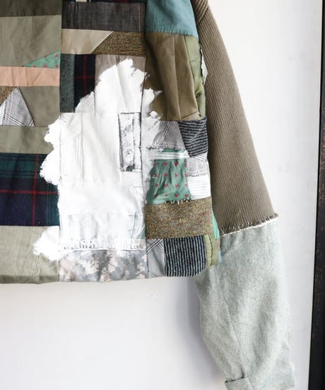 "非戦" Painted Military patchwork pullover, inspired by nowars