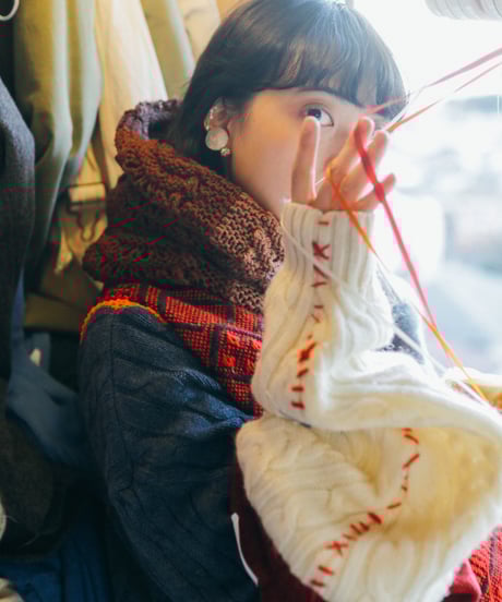 "灰髪少女とフランス" Vintage knit Rebuild Muffler by French antique and platinum