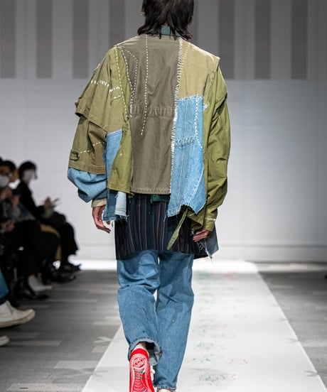 "贈花" Gifted Flowers paint, Based on Levis 505 denim