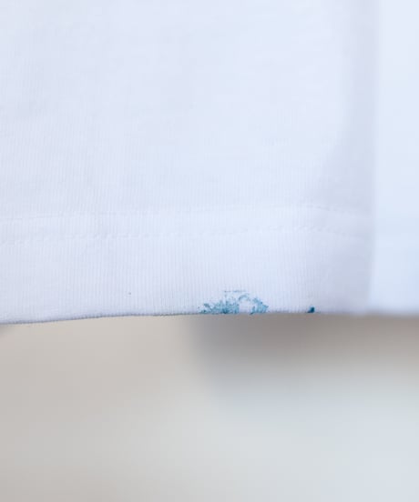 "色彩記録の手刷りのTシャツ 第四十色" T-shirt by Analog silk screen overlay blurring hand-print