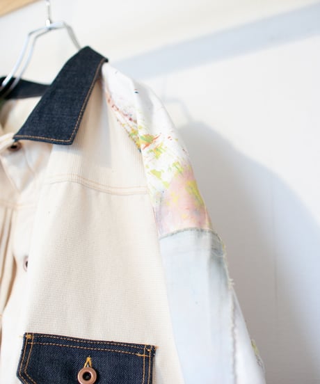 《nisai × soma komatsuno》"おわらない色彩" Patchwork and paint oversized jacket inspired by denim