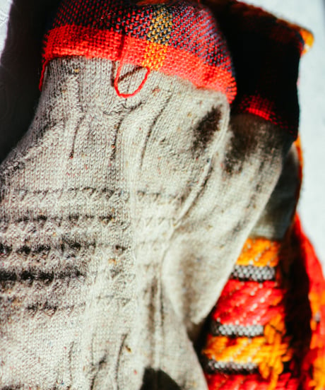 "リボンとラグ" Vintage knit Rebuild Muffler by Rug and Ribbon Stitch
