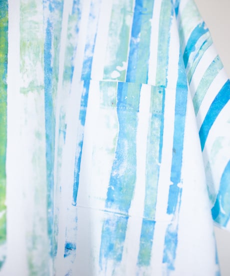 "草木が濡れる音" The sound of grass getting wet, Hand-printed silk-screen T-shirt