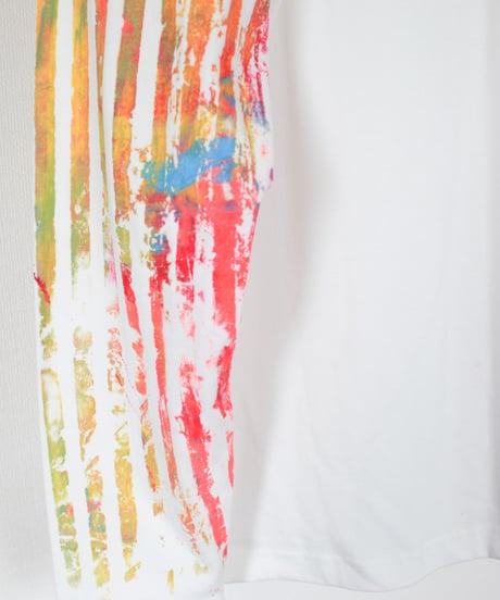 "色彩手刷り（あるいは翼）のロンT" Multi color hand-printed (or winged) long-sleeved T-shirt