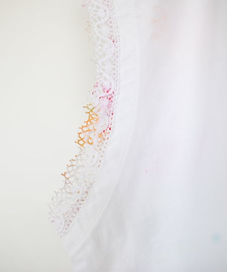 "片隅に潜む色彩" Color lurking in the corner, Hand-painted based on French One-piece